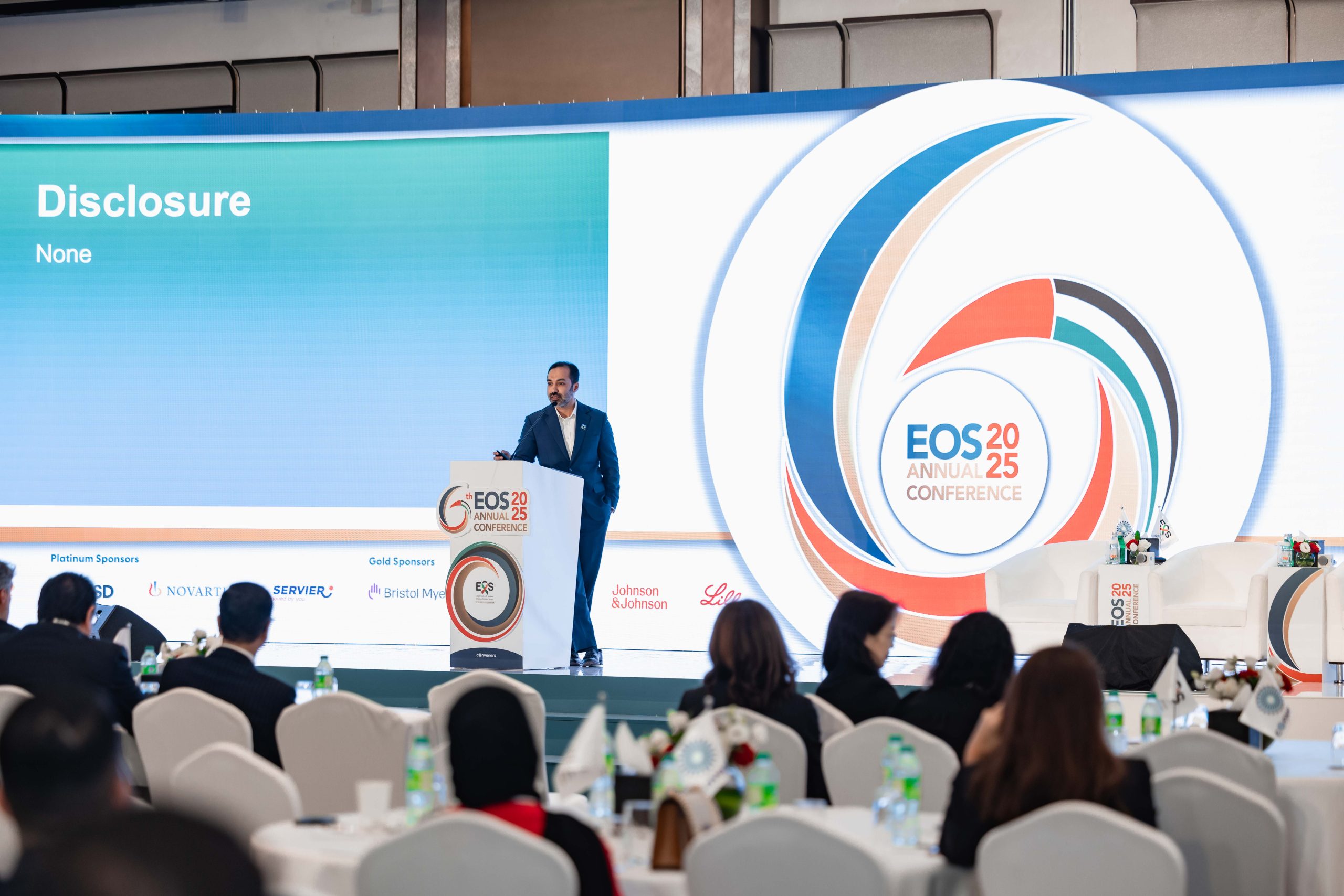 EOS-2561